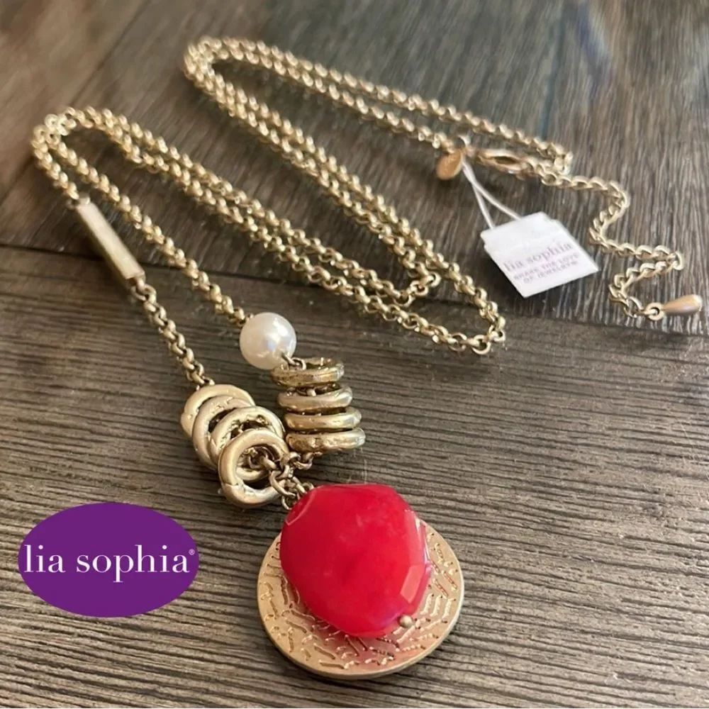 Lia Sophia “SAHARA” Matte Gold Red Stone Pearl NWT